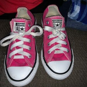 Pink converse